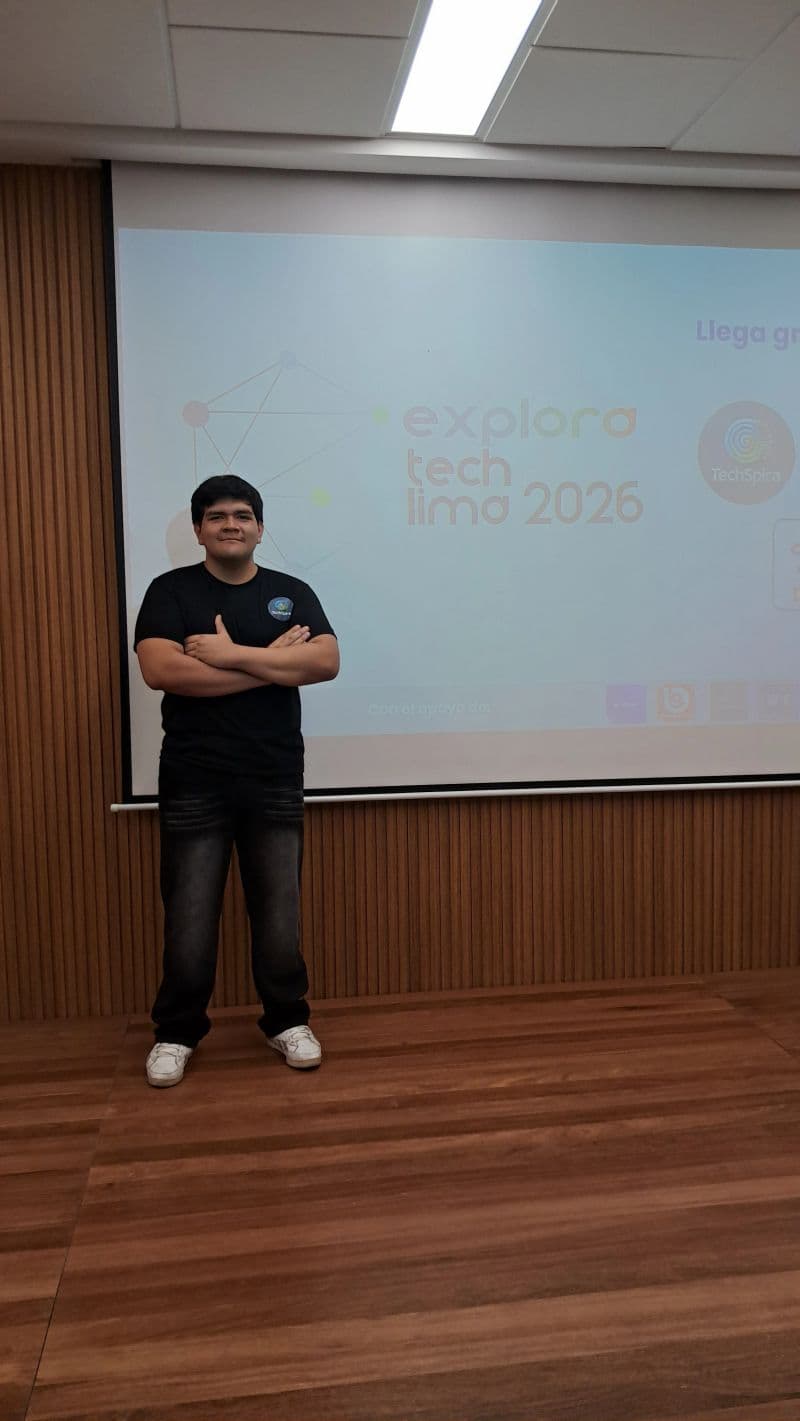 Retrato de Ian Tapia en Techspira